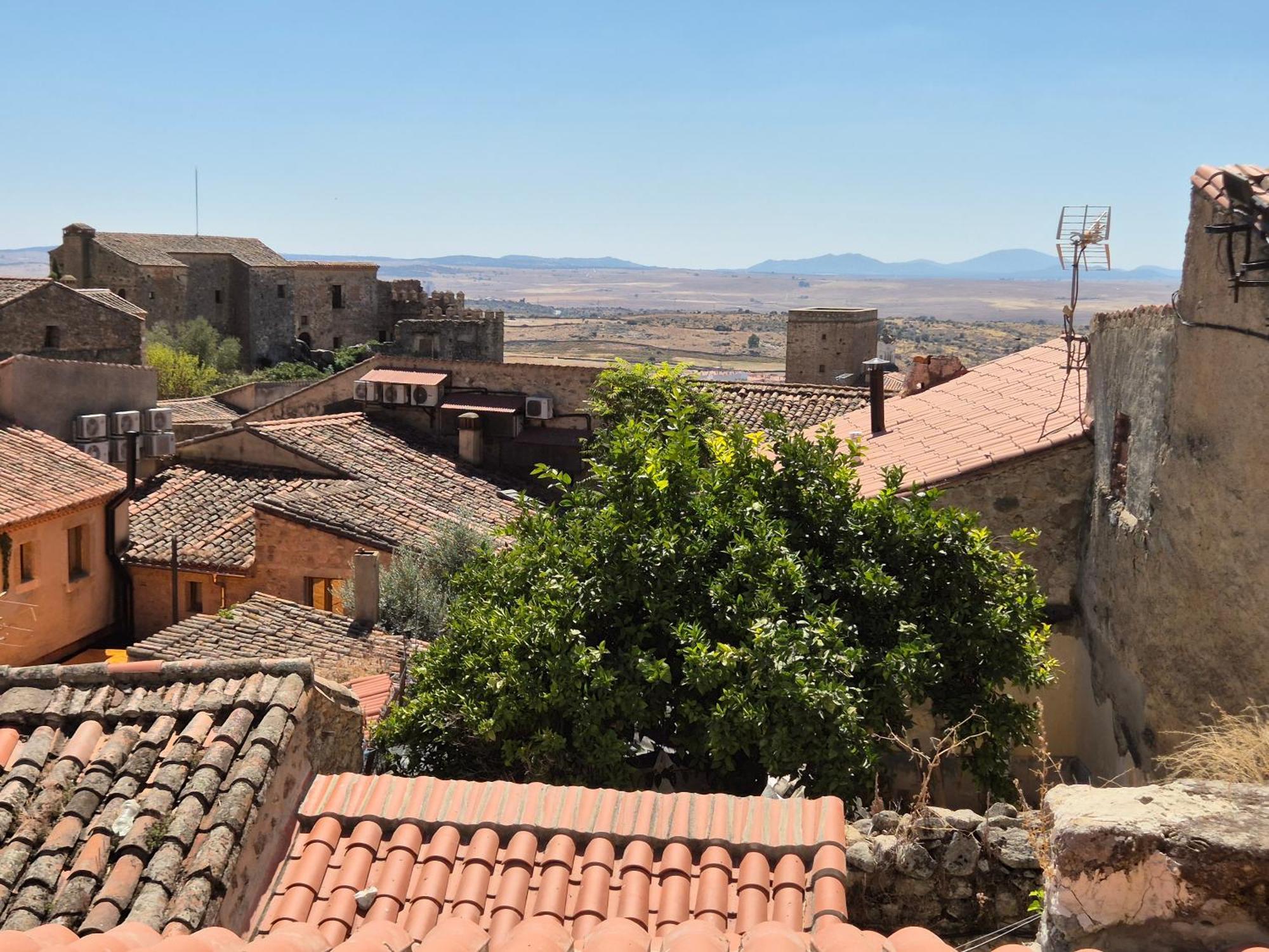 Grupo Garcia De Paredes Apartamentos Turisticos Trujillo Buitenkant foto